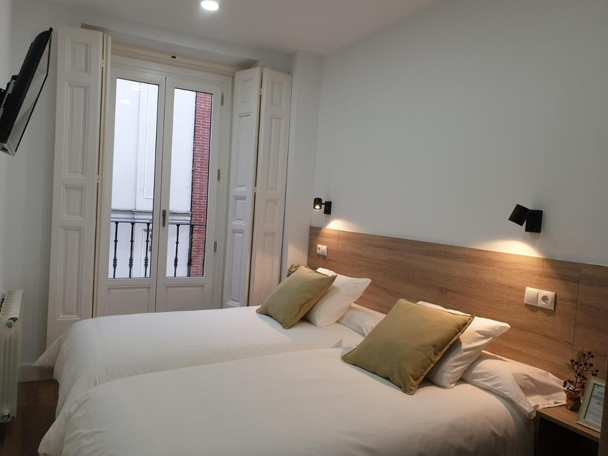 Norte Oviedo Rooms Madrid Buitenkant foto